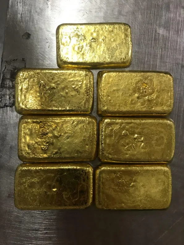 Gold dore